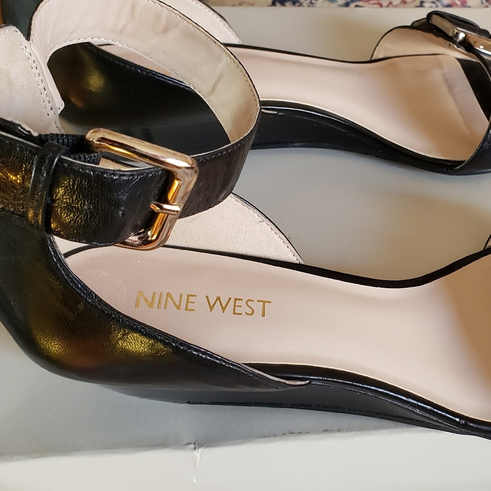 Shoes - Picture 3 of 3